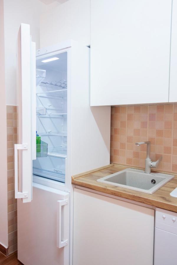 Lux Family Apartment Vidanovic Pirot Luaran gambar
