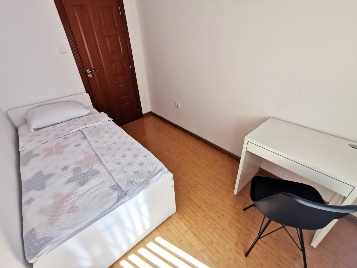 Lux Family Apartment Vidanovic Pirot Luaran gambar