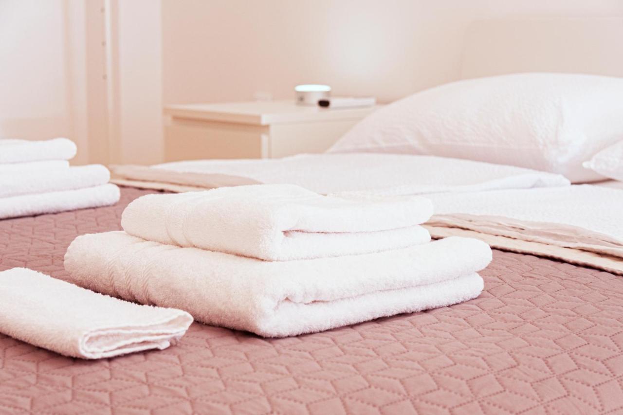 Lux Family Apartment Vidanovic Pirot Luaran gambar